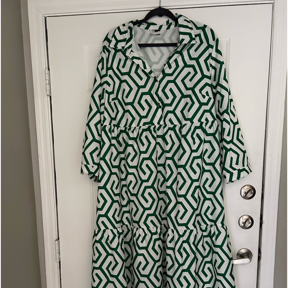 SHEIN Curve Dress